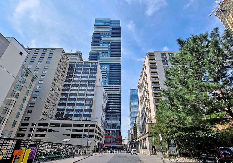 7-grenville-street-toronto-ontario-c12994238