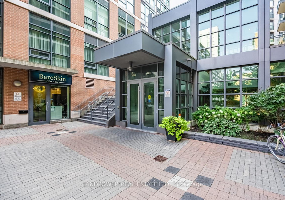 1171-queen-street-w-toronto-ontario-c12994394