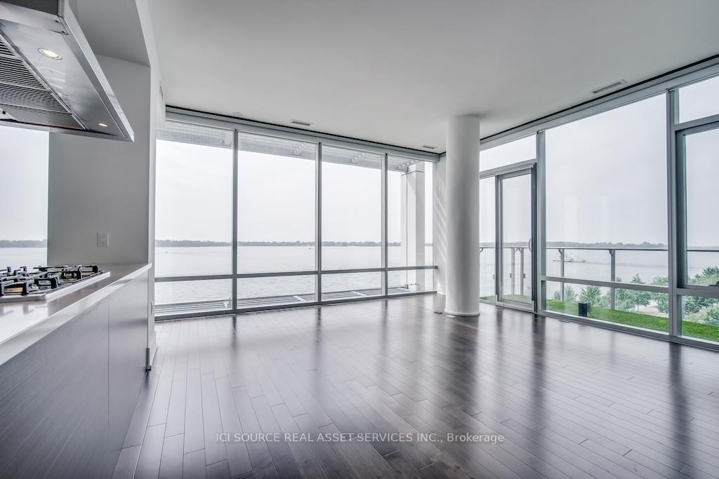 39-queens-quay-e-toronto-ontario-c12994446
