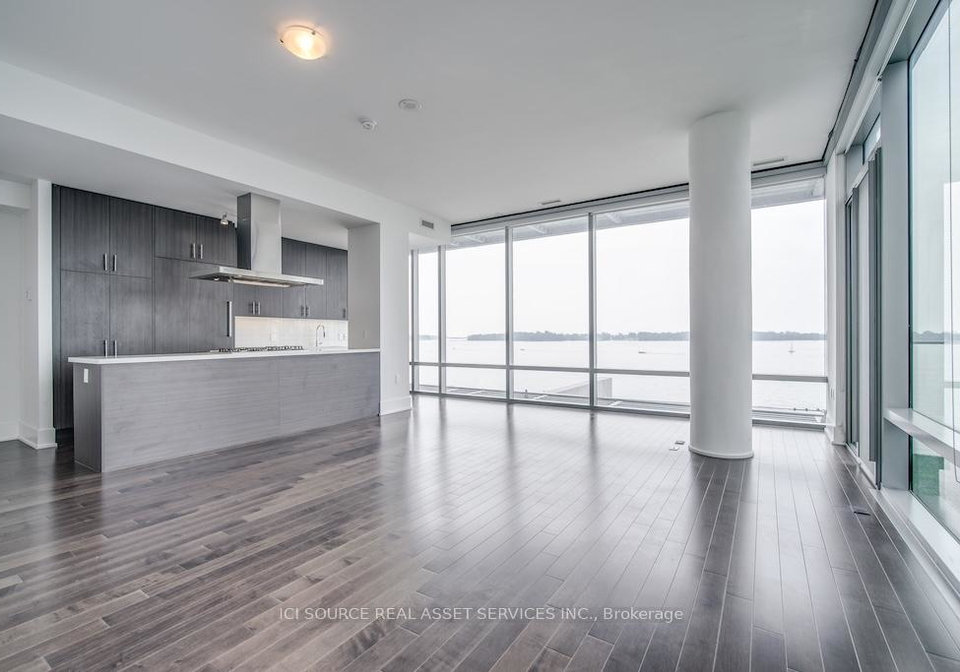 39-queens-quay-e-toronto-ontario-c12994446