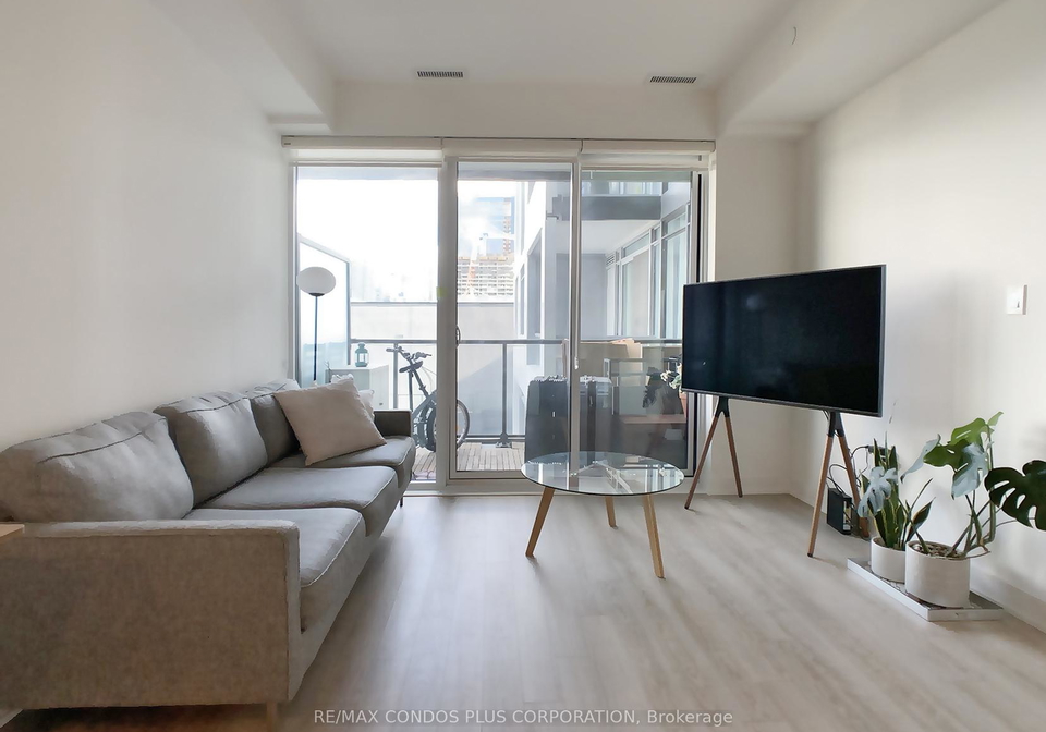 576-front-street-w-toronto-ontario-c12994698