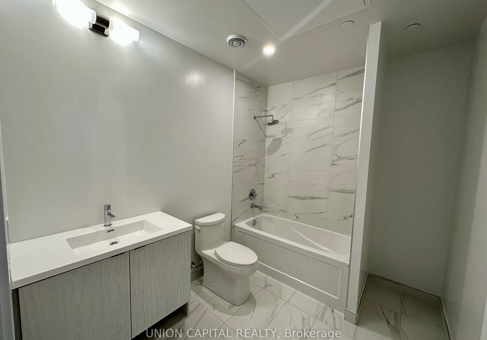 55-cooper-street-toronto-ontario-c12994916