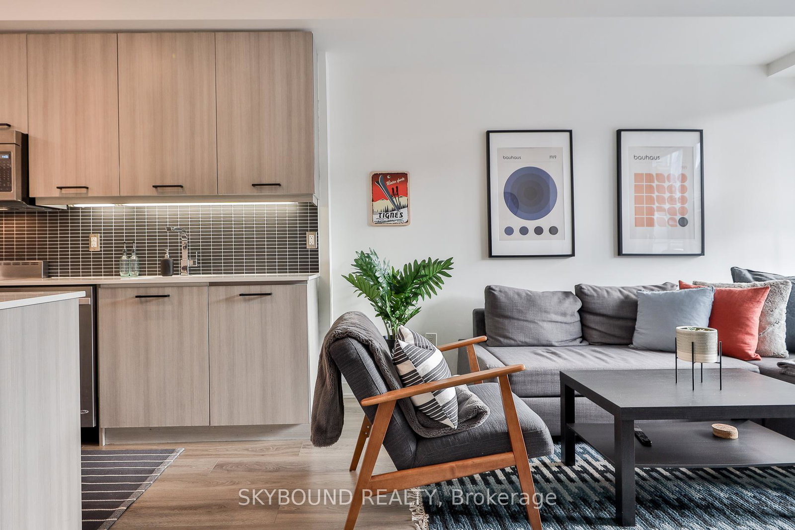105-george-street-toronto-ontario-c12995168