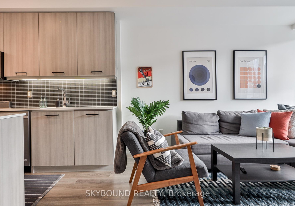 105-george-street-toronto-ontario-c12995168
