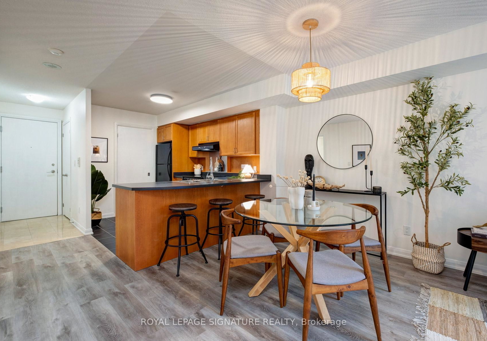 18-beverley-street-toronto-ontario-c12995668