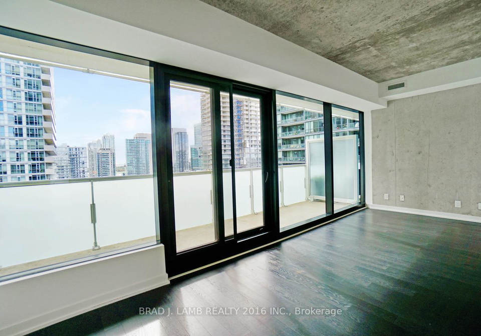 11-charlotte-street-toronto-ontario-c12995728