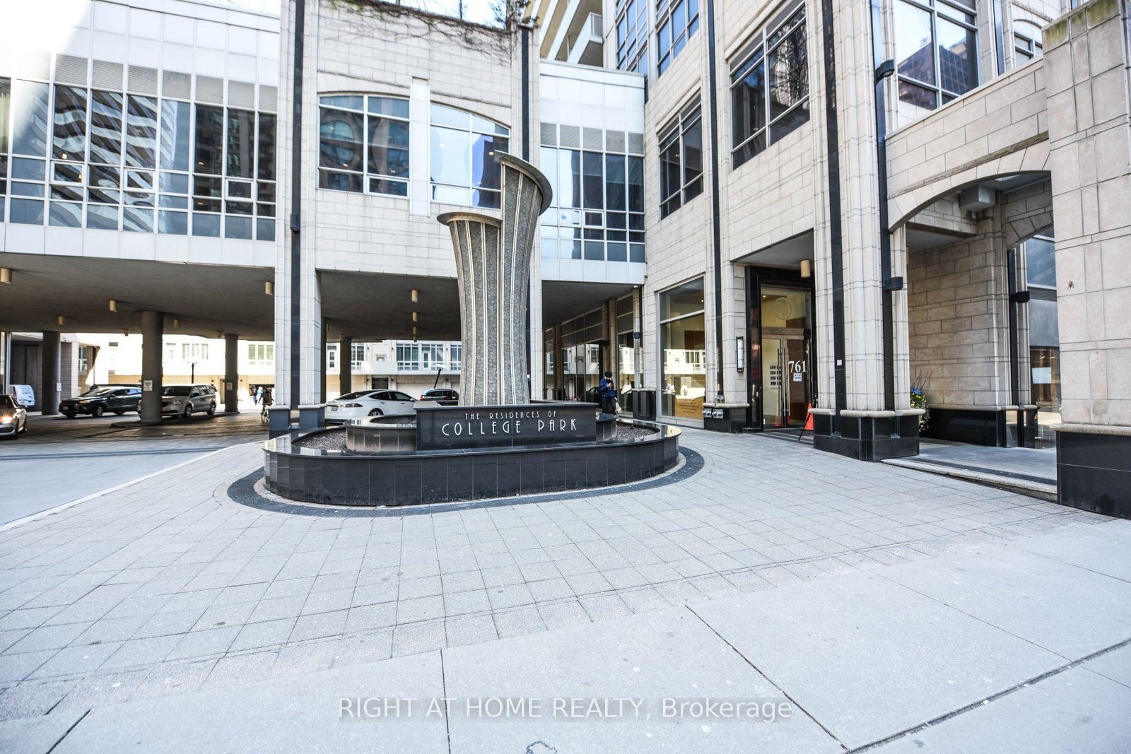 761-bay-street-toronto-ontario-c12995738