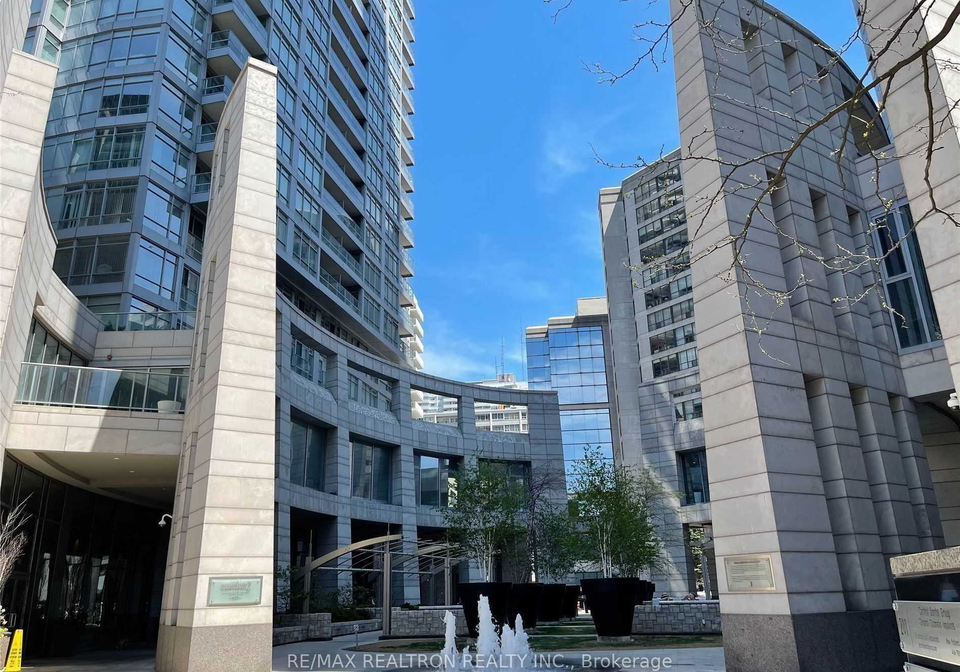 2191-yonge-street-toronto-ontario-c12996558
