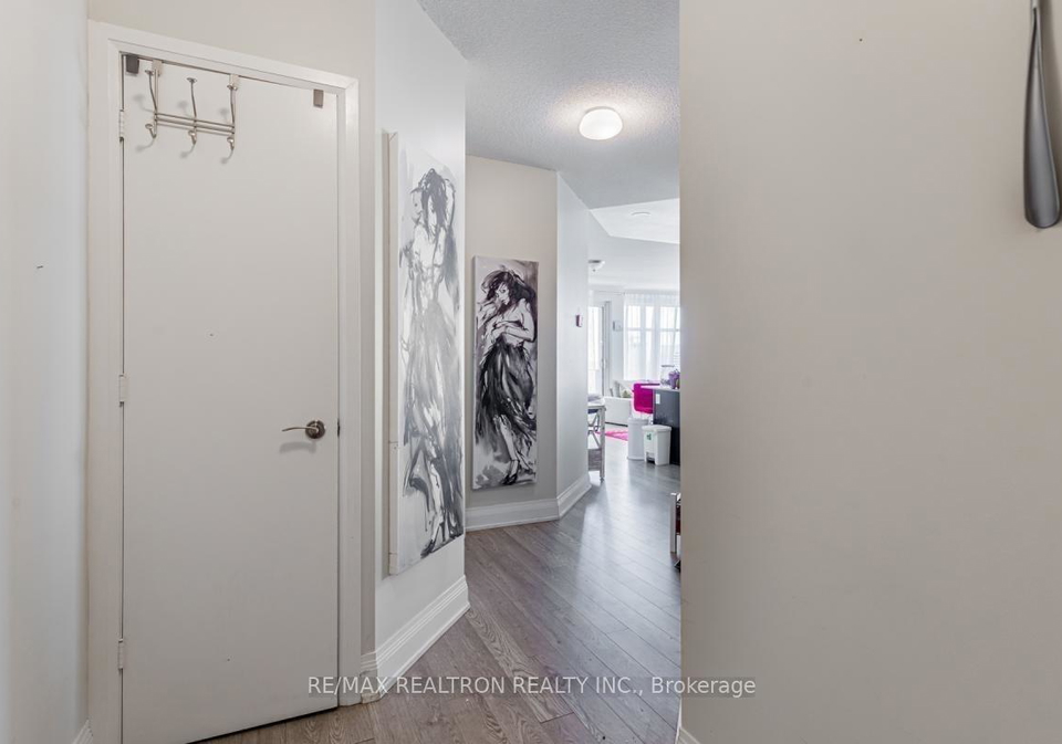 2191-yonge-street-toronto-ontario-c12996558