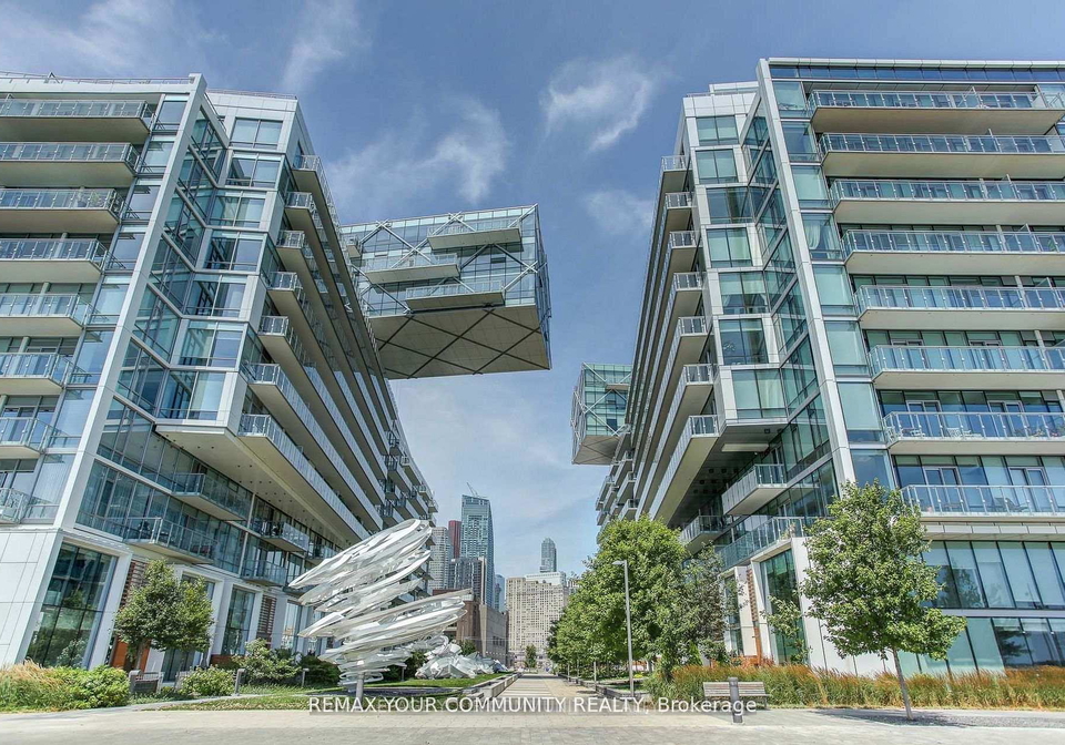 39-queens-quay-e-toronto-ontario-c12996578