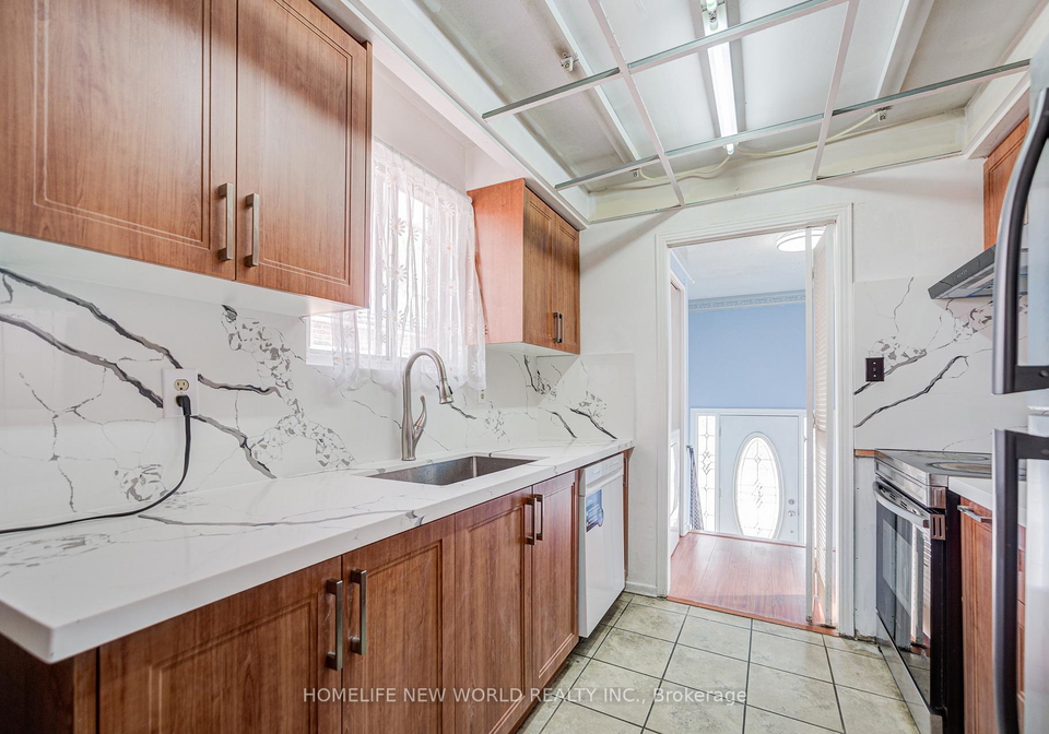 152-micmac-crescent-north-york-ontario-c12996802