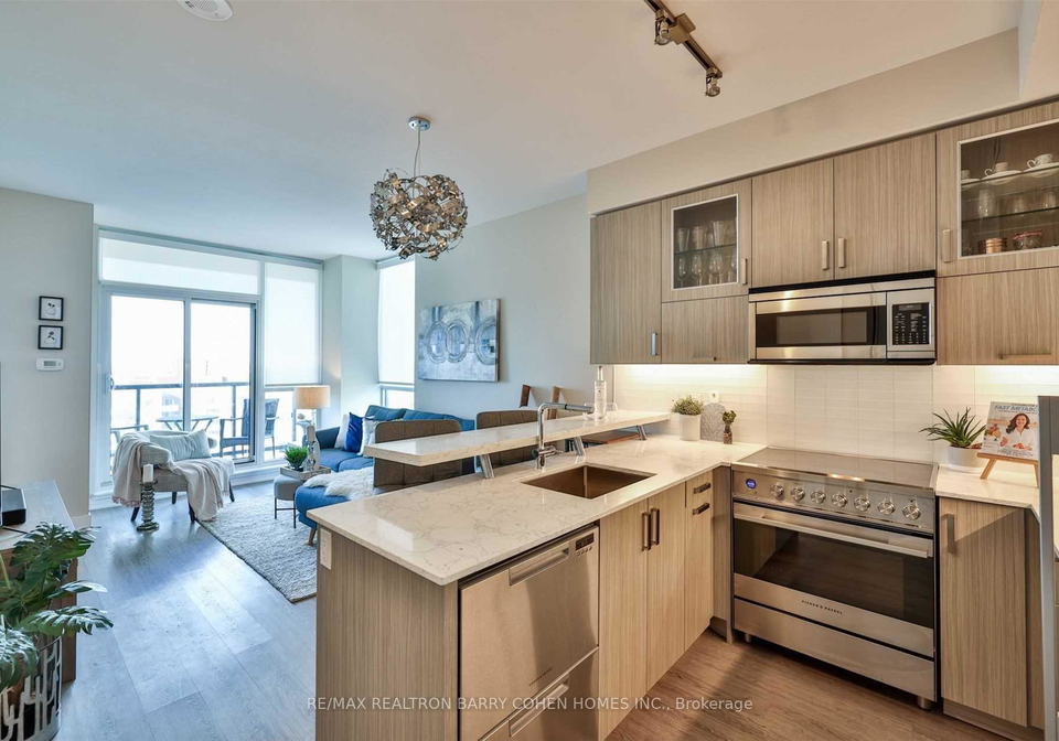 1486-bathurst-street-toronto-ontario-c12996922