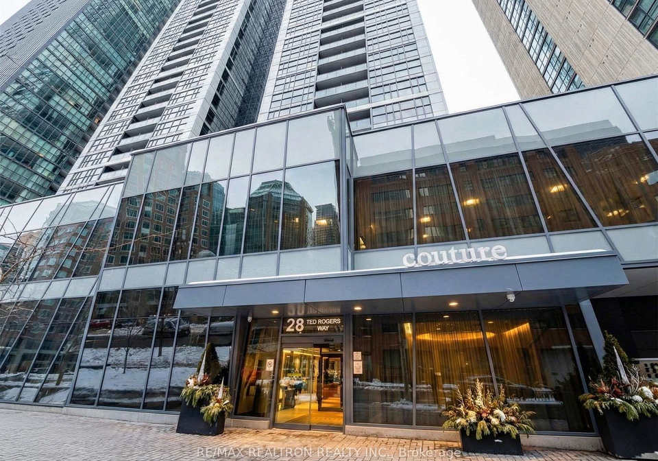 28-ted-rogers-way-toronto-ontario-c12996974