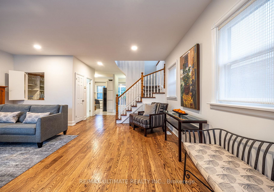 156-glenvale-boulevard-east-york-ontario-c12997378