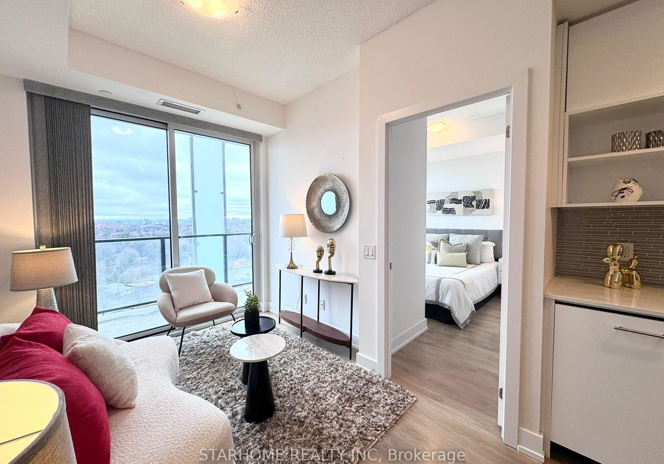 128-fairview-mall-drive-north-york-ontario-c12997416