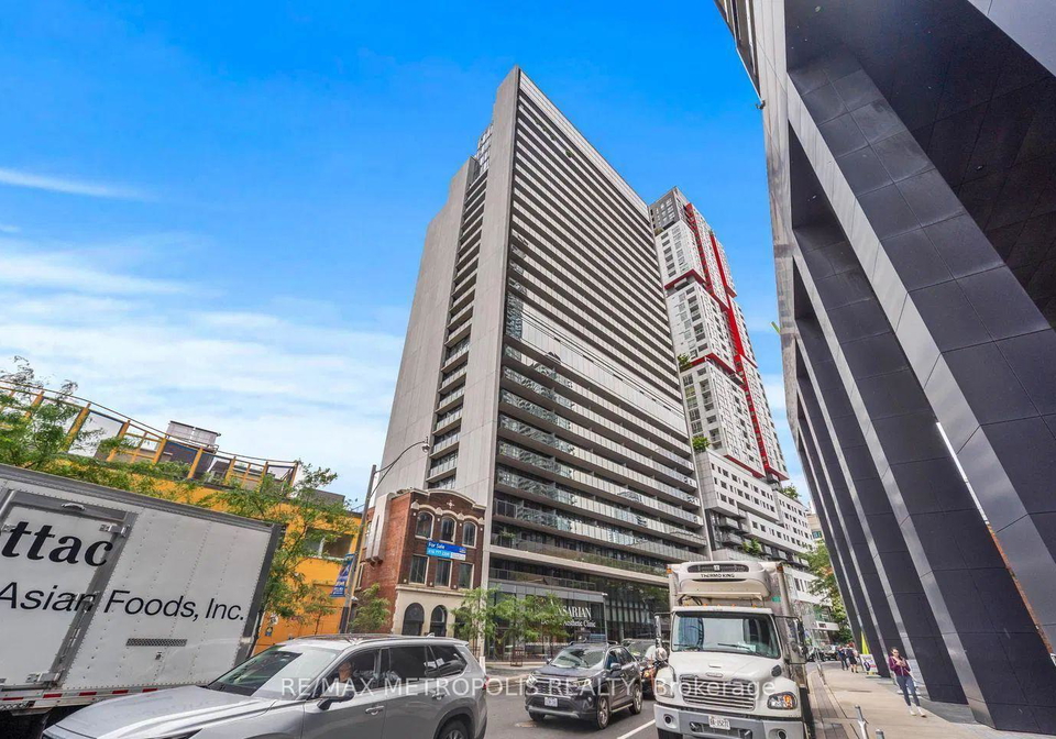 330-richmond-street-w-toronto-ontario-c12997500