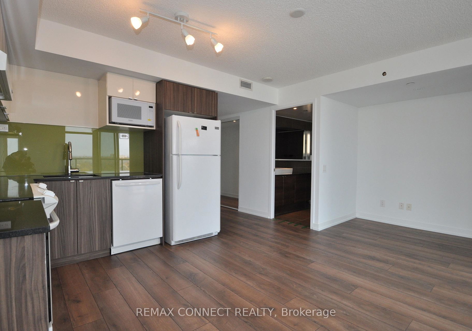 72-esther-shiner-boulevard-north-york-ontario-c12997534