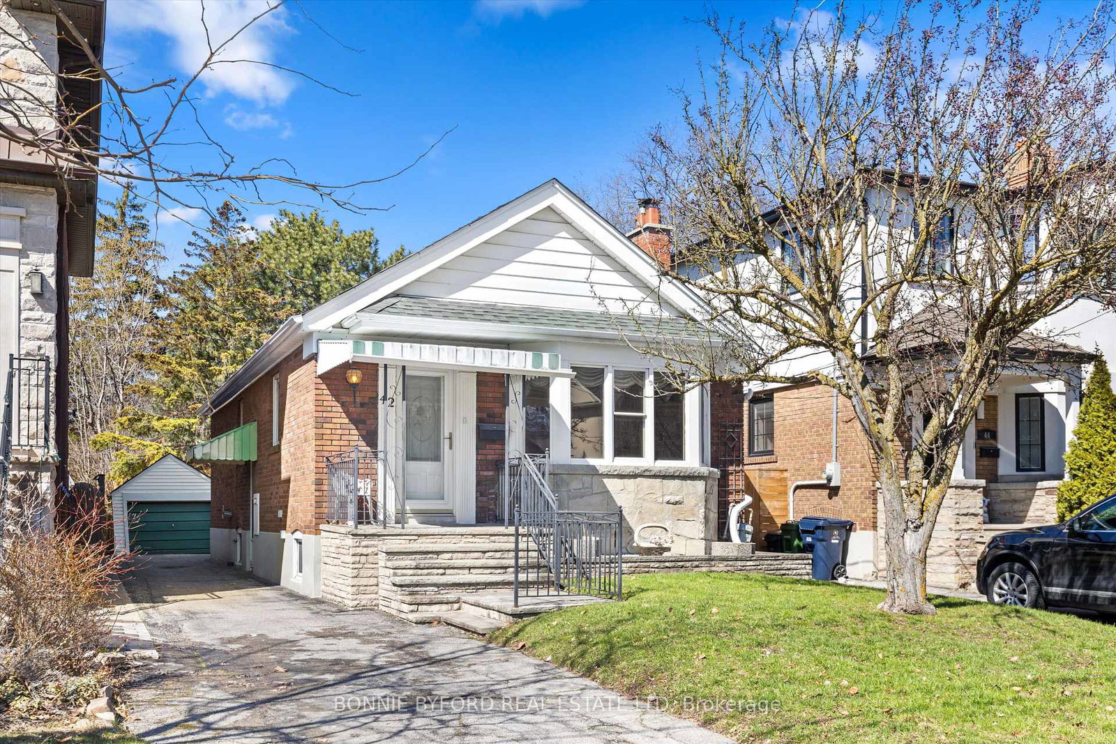 42-parklea-drive-east-york-ontario-c12997642