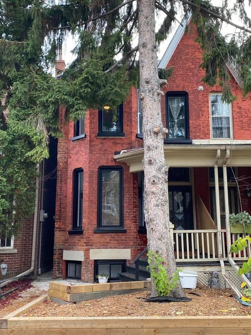 10-fennings-street-toronto-ontario-c12997678