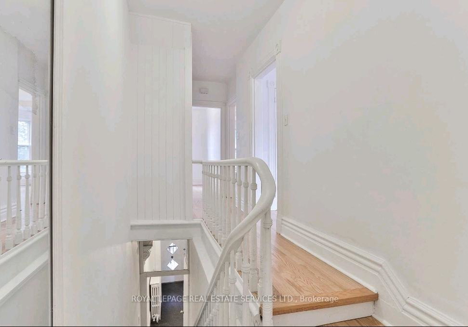 10-fennings-street-toronto-ontario-c12997678