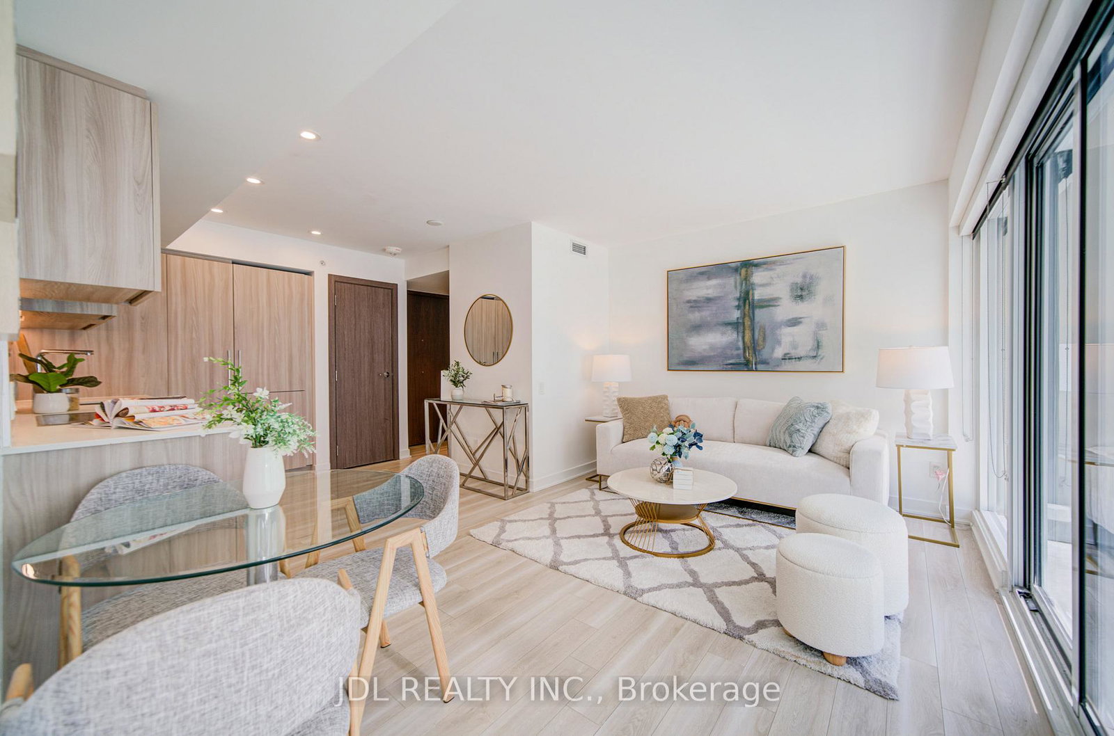 17-bathurst-street-toronto-ontario-c12998174