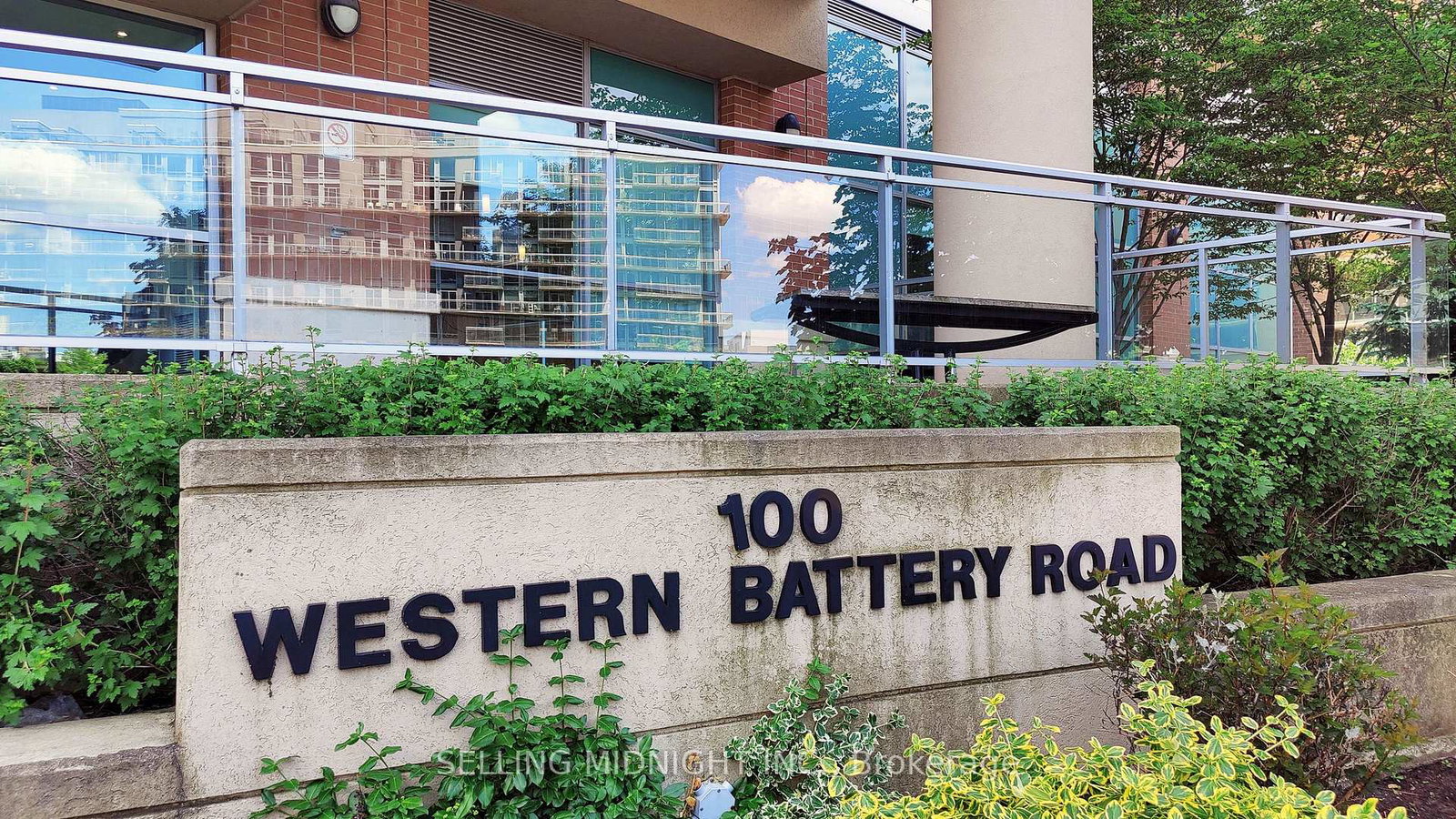 100-western-battery-road-toronto-ontario-c12998298