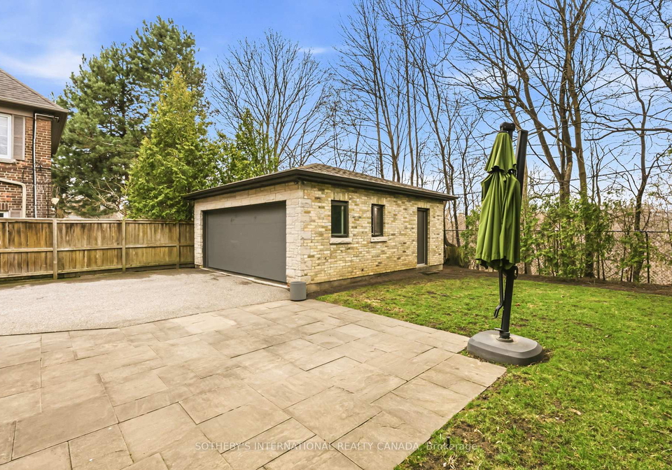 12-highland-crescent-toronto-ontario-c12998336
