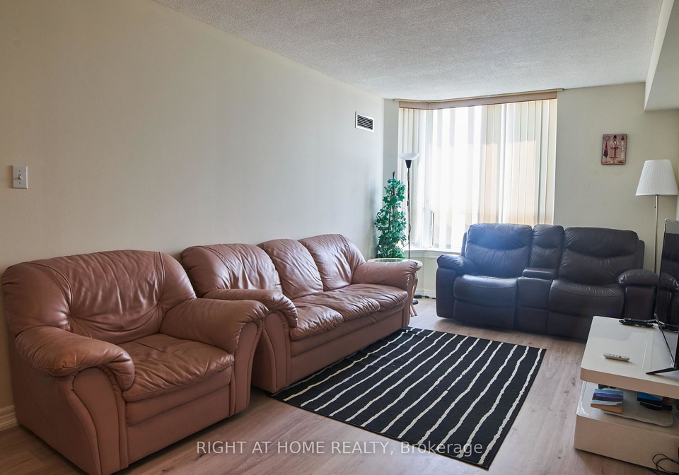 1700-eglinton-avenue-e-north-york-ontario-c12998434