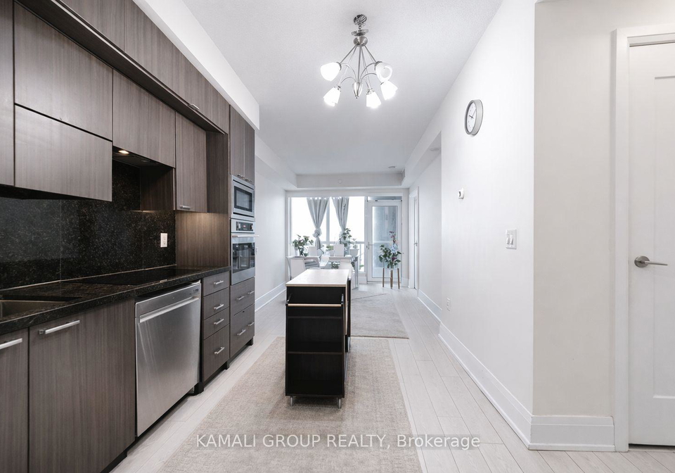 120-harrison-garden-boulevard-north-york-ontario-c12998564