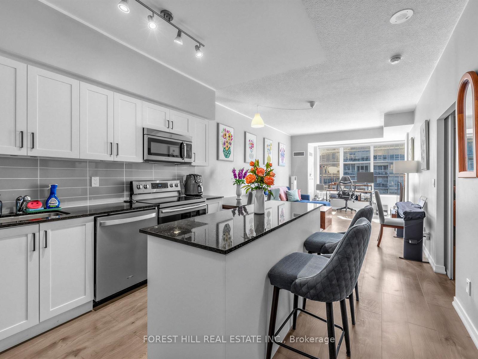 55-east-liberty-street-toronto-ontario-c12998606