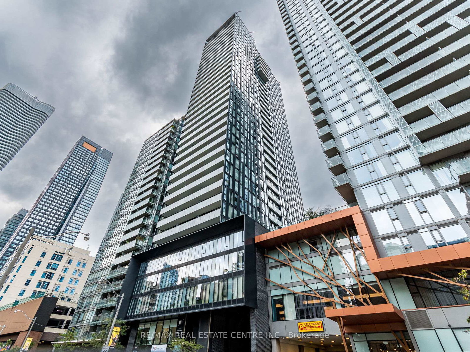 28-wellesley-street-toronto-ontario-c12998694