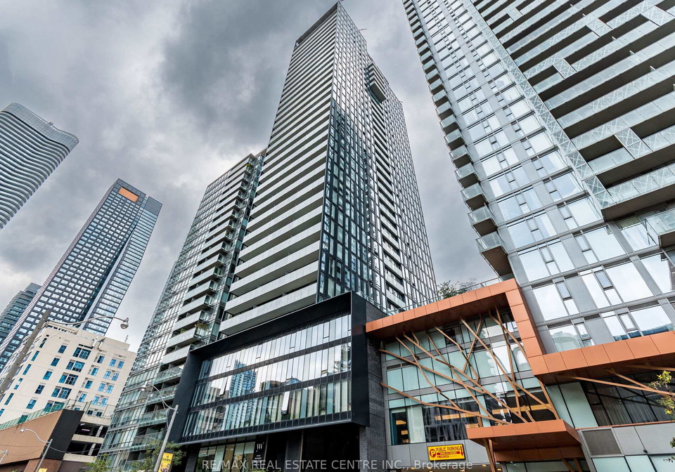 28-wellesley-street-toronto-ontario-c12998694