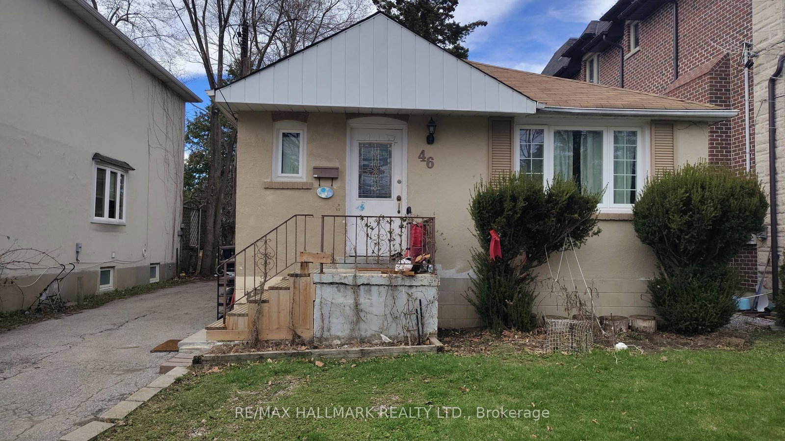 46-madawaska-avenue-north-york-ontario-c12998812