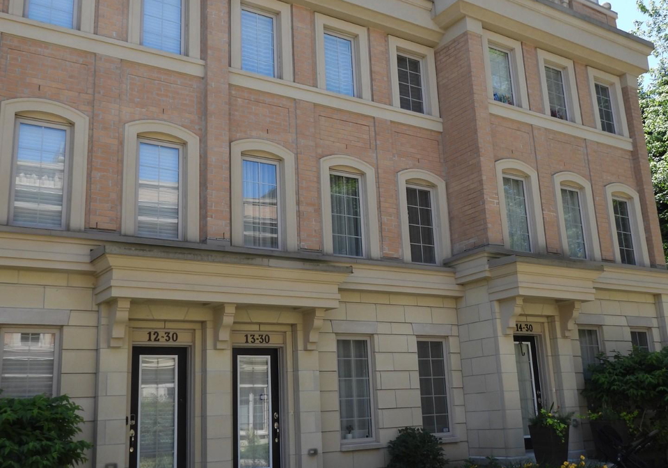 30-hargrave-lane-north-york-ontario-c12998828