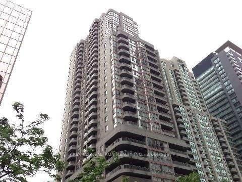 736-bay-street-toronto-ontario-c12998838
