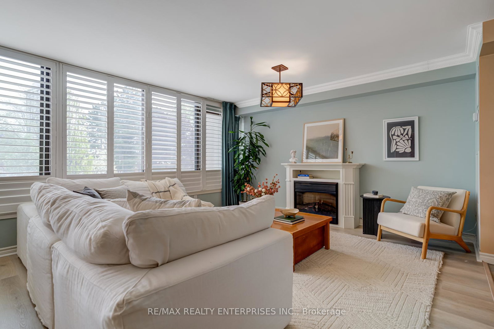 65-skymark-drive-north-york-ontario-c12999052