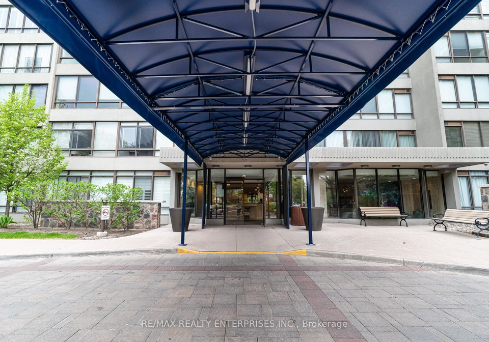 65-skymark-drive-north-york-ontario-c12999052