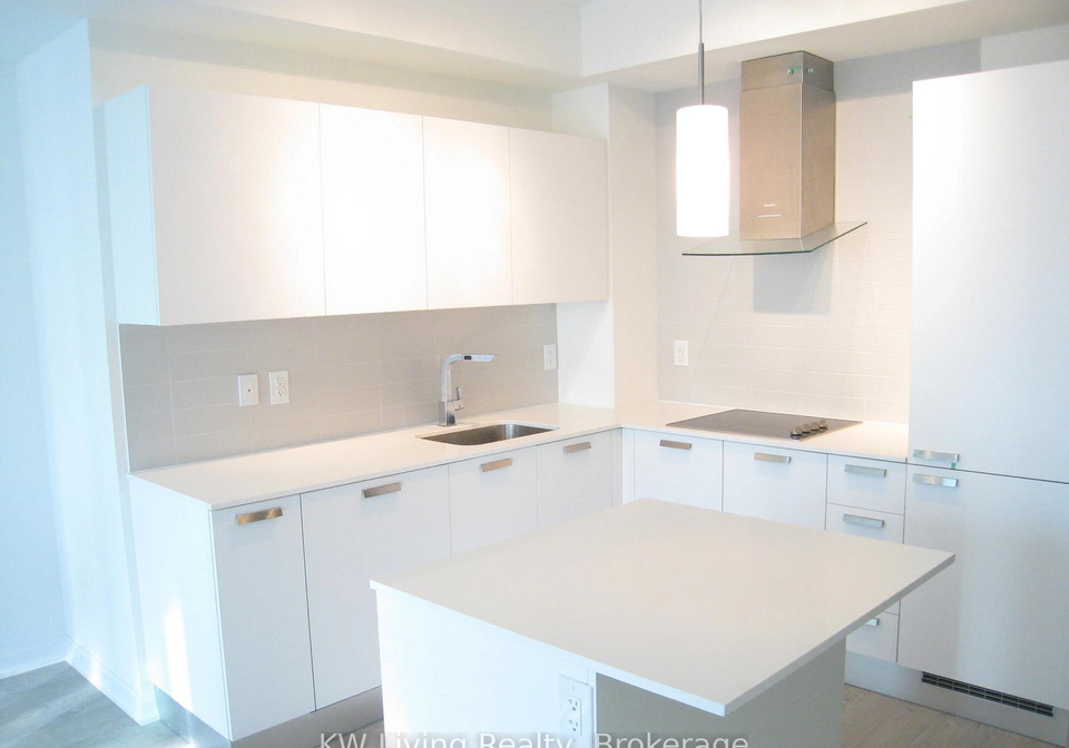 9-bogert-avenue-toronto-ontario-c12999104