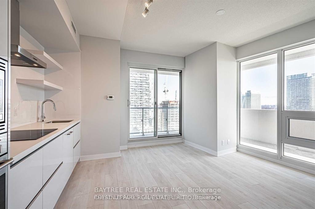 2221-yonge-street-toronto-ontario-c12999126