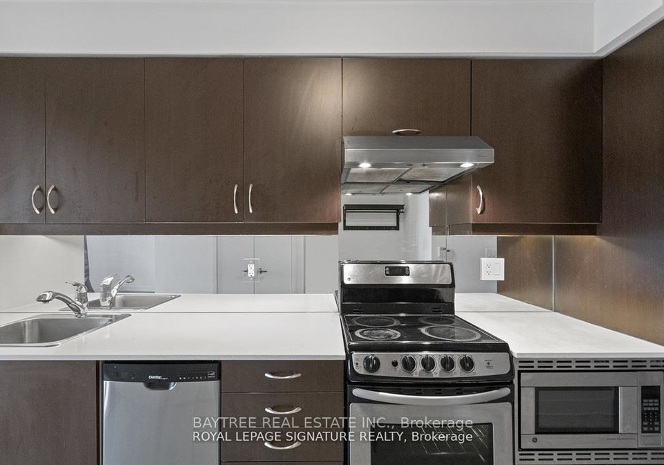 320-richmond-street-e-toronto-ontario-c12999128