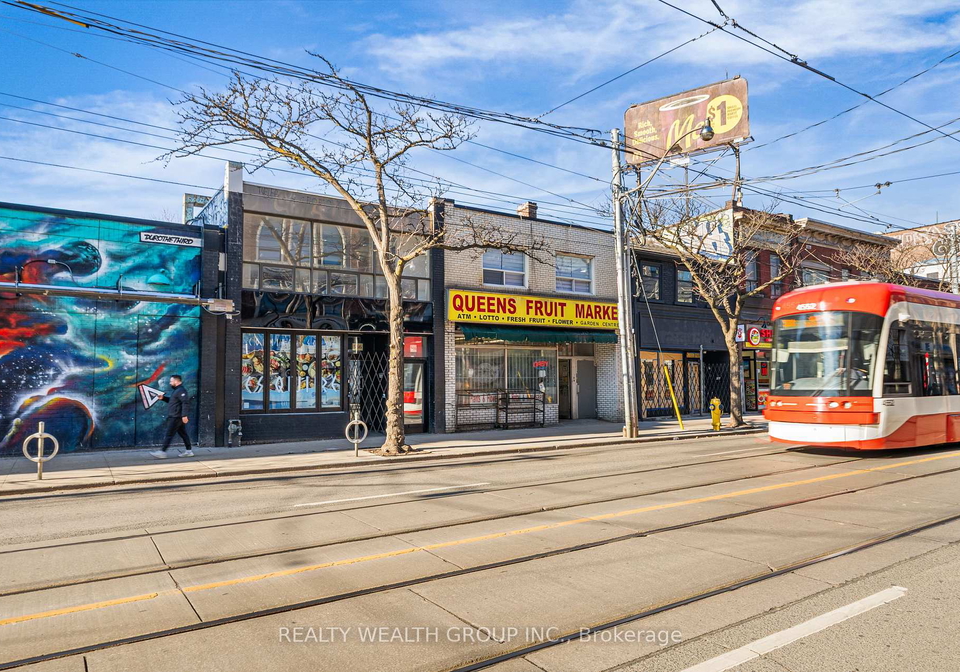566-queen-street-w-toronto-ontario-c12999220