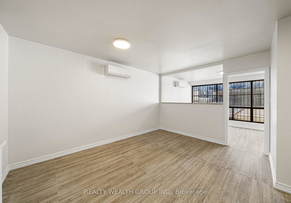566-queen-street-w-toronto-ontario-c12999220