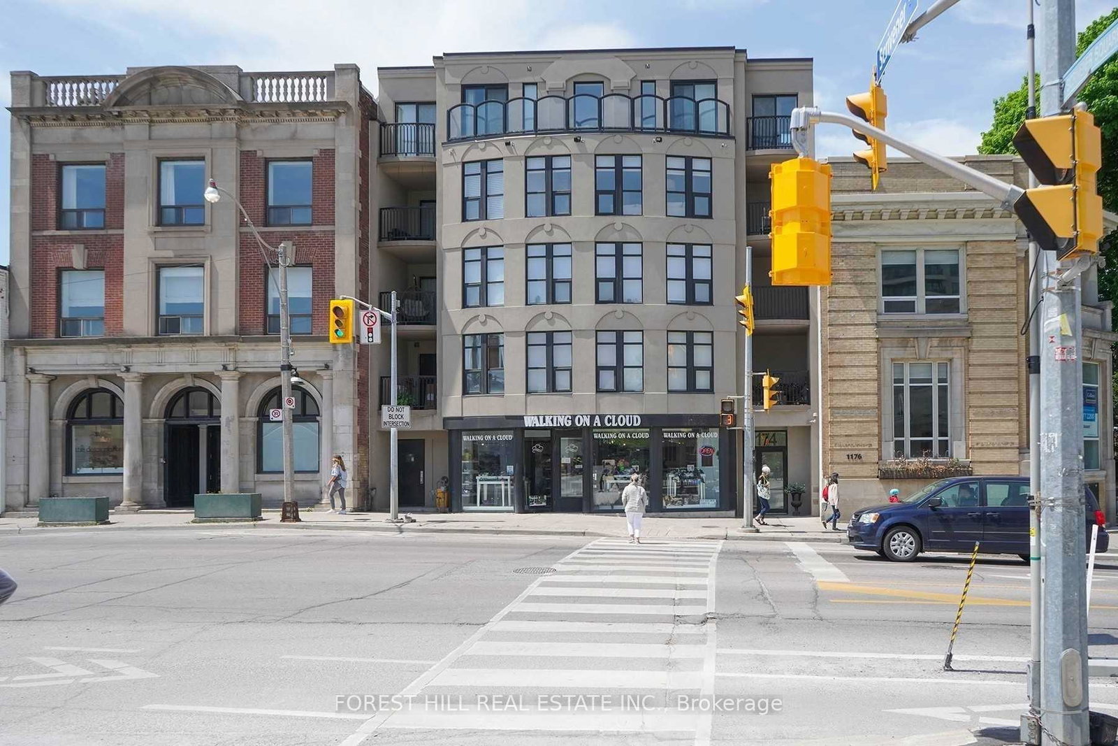 117yonge-street-toronto-ontario-c12999224