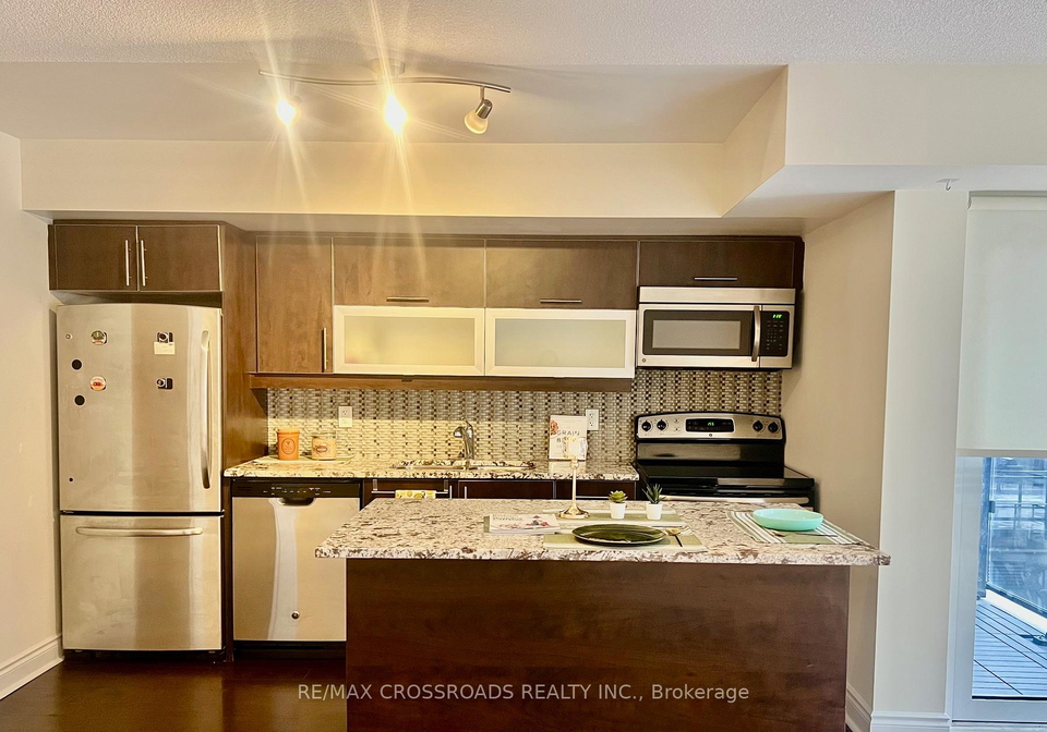 28-ted-rogers-way-toronto-ontario-c12999314