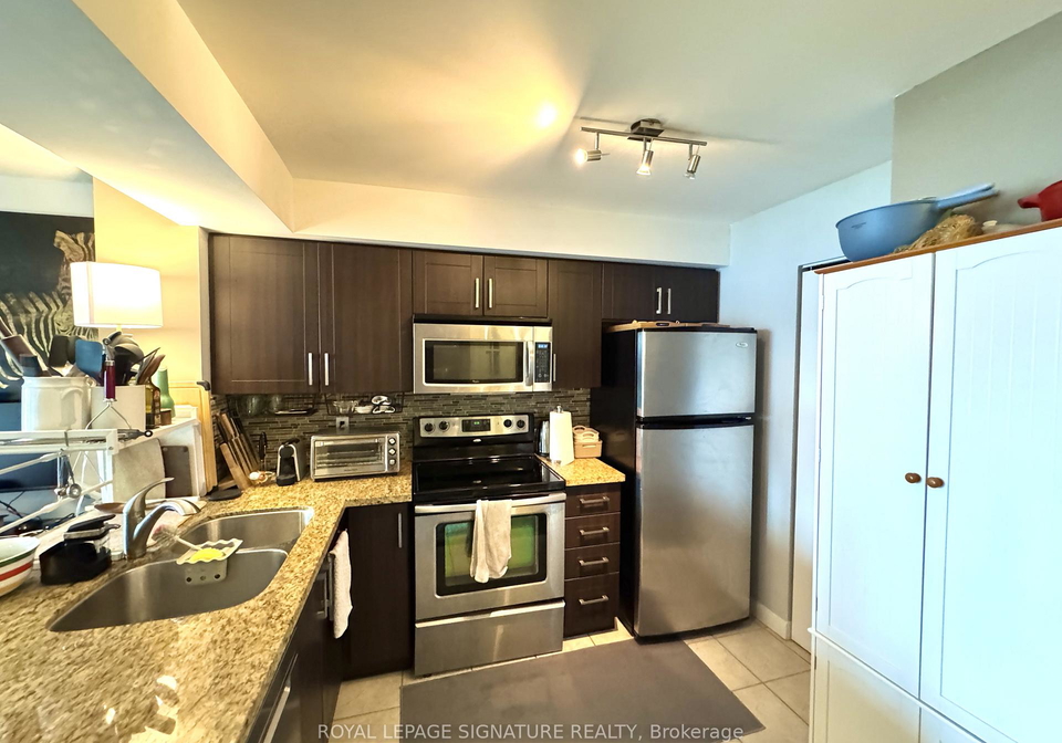 323-richmond-street-e-toronto-ontario-c12999330