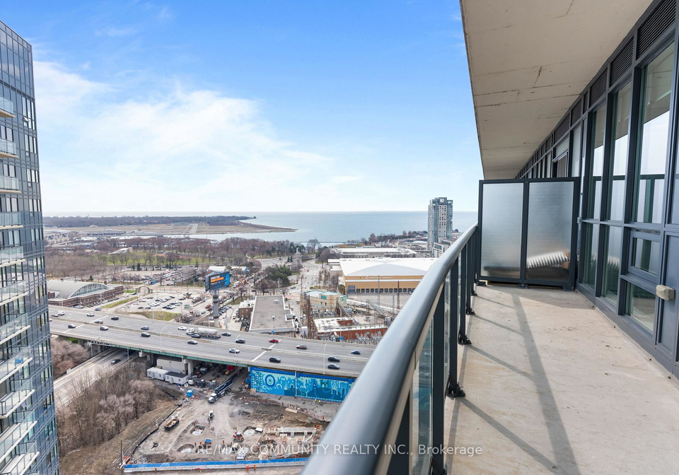 51-east-liberty-street-toronto-ontario-c12999644
