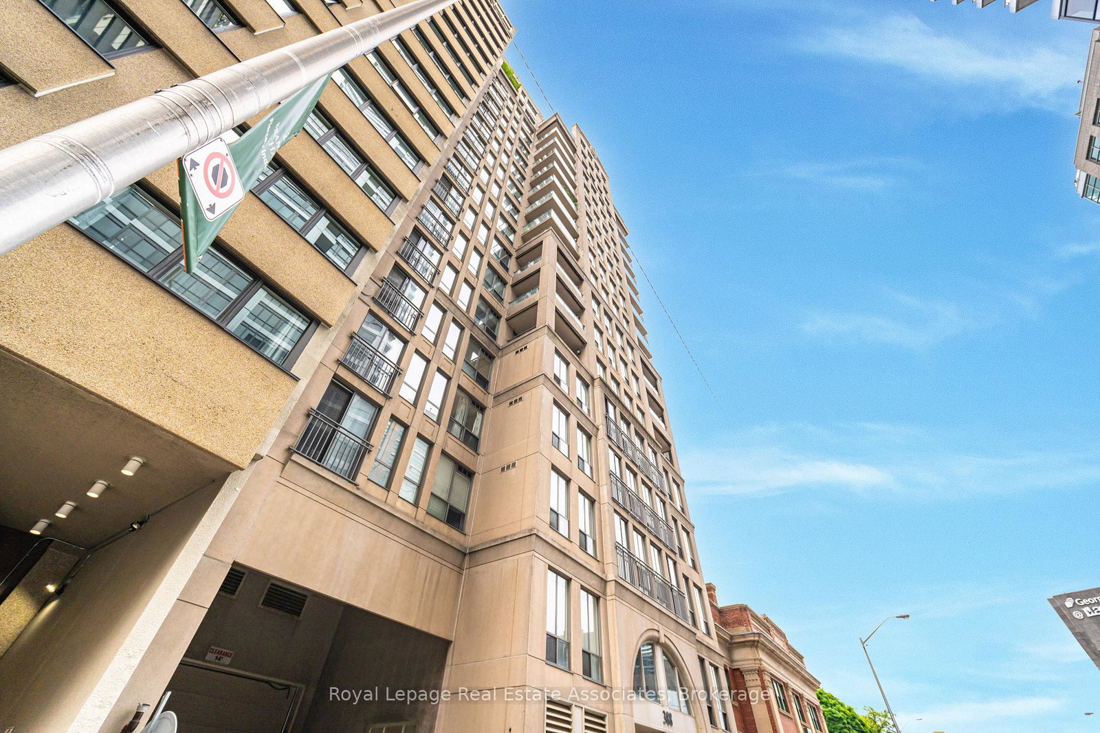 388-bloor-street-e-toronto-ontario-c13000096