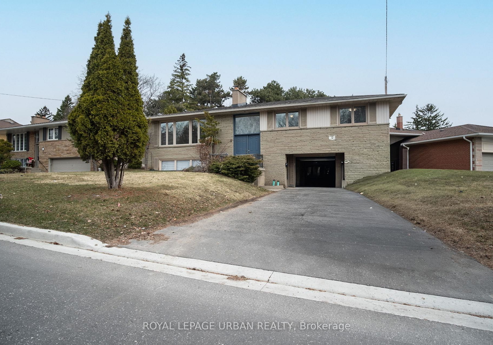 9-page-avenue-north-york-ontario-c13000394