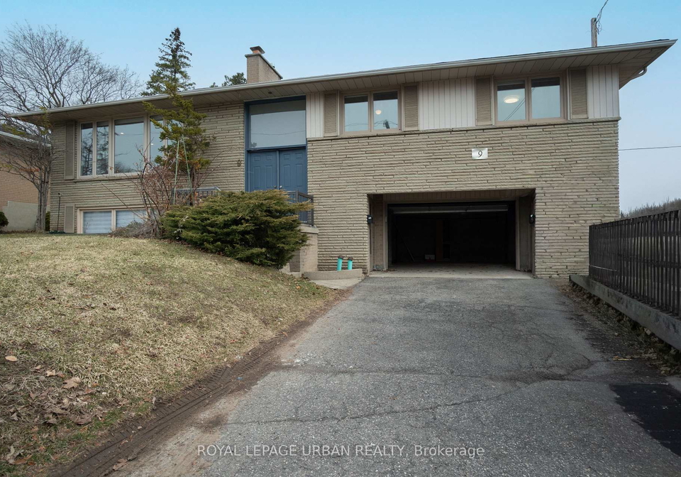 9-page-avenue-north-york-ontario-c13000394