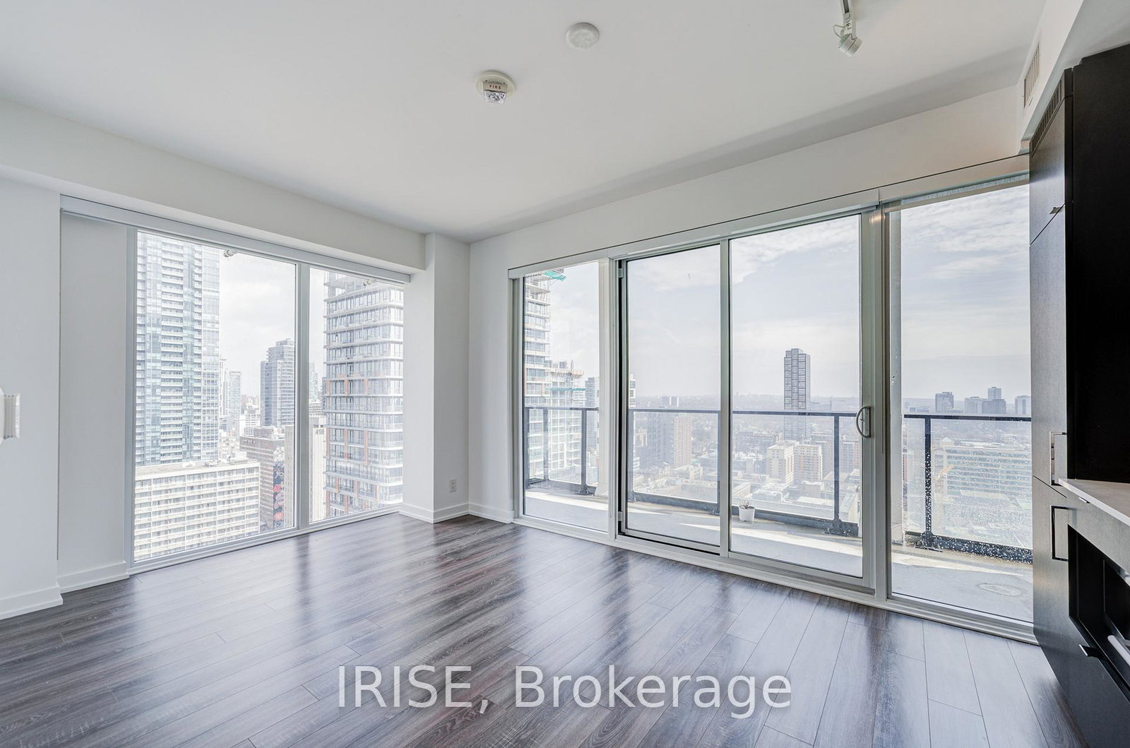 20-edward-street-toronto-ontario-c13000510
